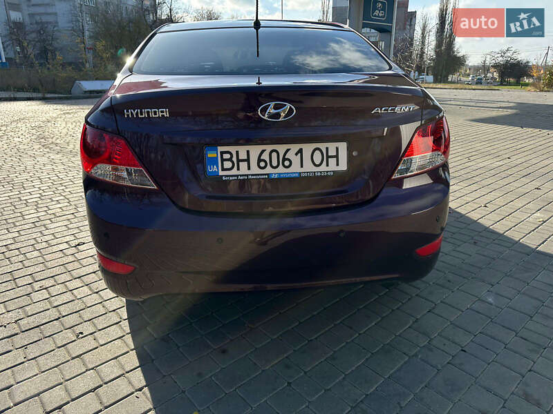 Седан Hyundai Accent 2013 в Николаеве
