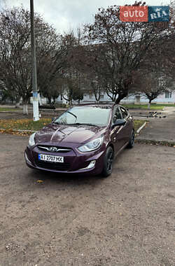 Седан Hyundai Accent 2013 в Ніжині