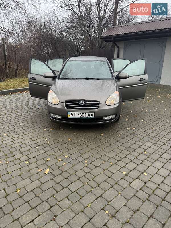 Седан Hyundai Accent 2008 в Ивано-Франковске