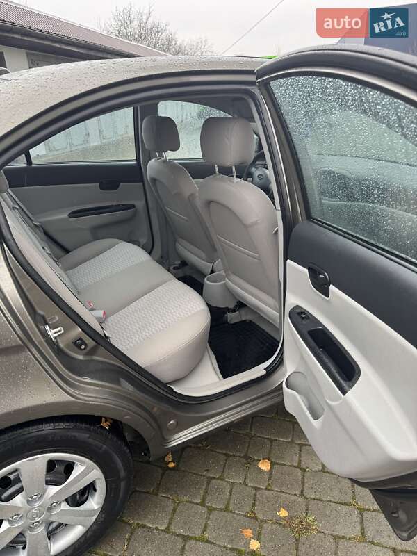 Седан Hyundai Accent 2008 в Ивано-Франковске