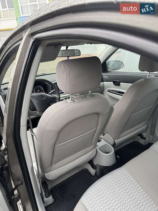 Седан Hyundai Accent 2008 в Ивано-Франковске