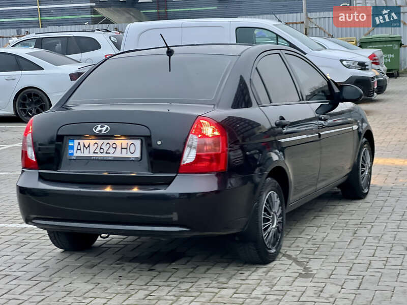 Седан Hyundai Accent 2008 в Житомире