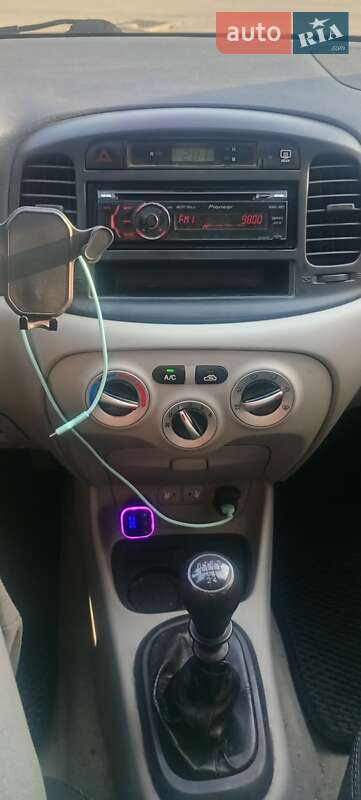 Седан Hyundai Accent 2008 в Запорожье