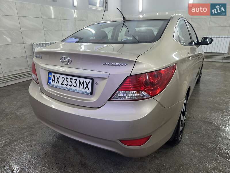 Седан Hyundai Accent 2012 в Краснограде фото 7 Седан Hyundai Accent 2012 в Краснограде