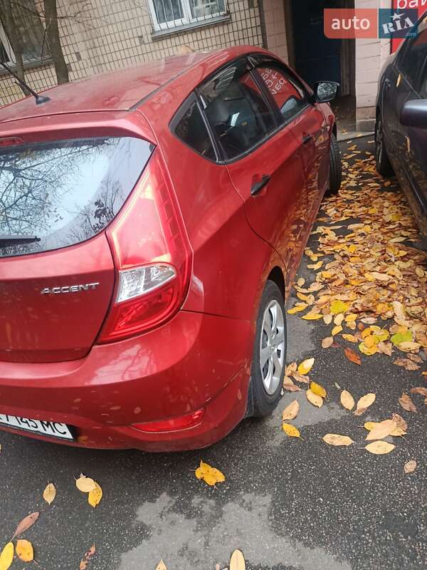 Хэтчбек Hyundai Accent 2013 в Киеве