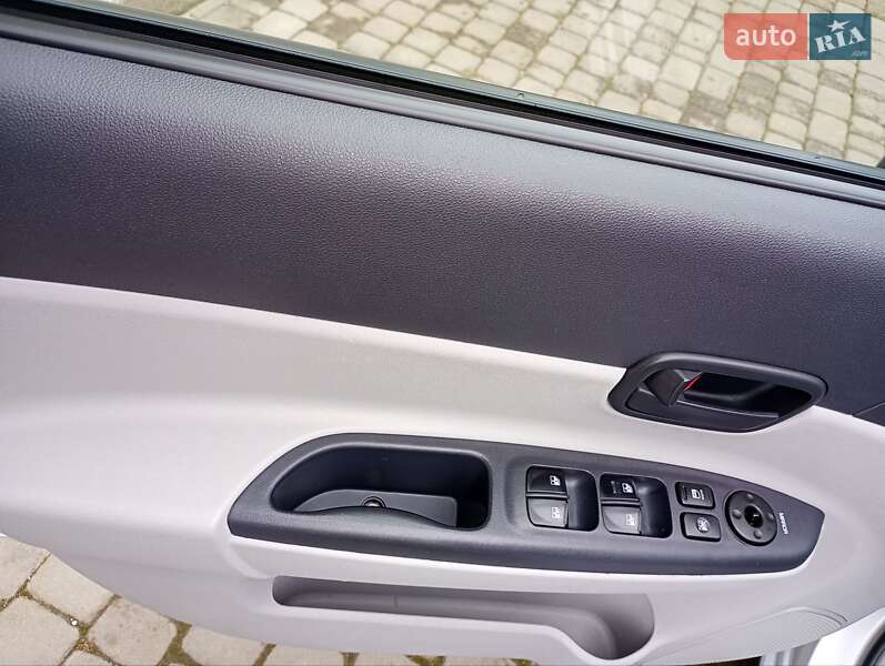 Седан Hyundai Accent 2008 в Самборе