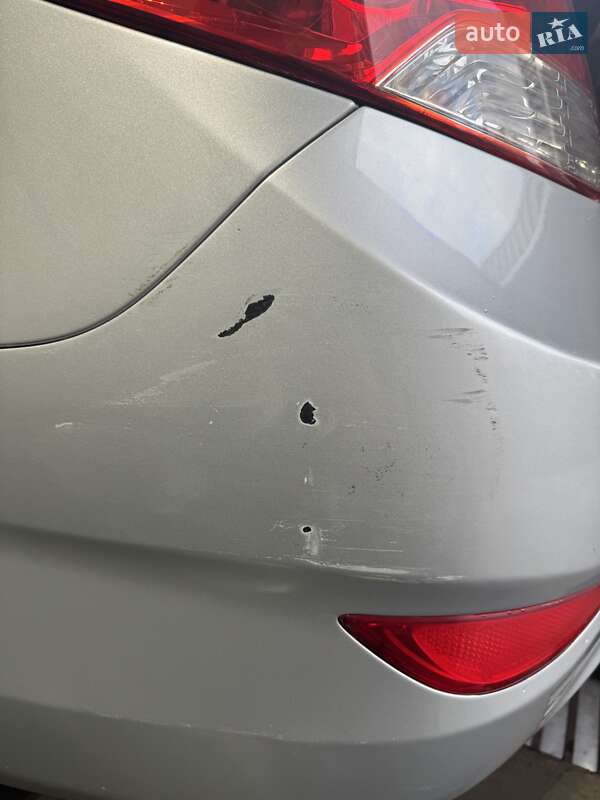 Седан Hyundai Accent 2012 в Киеве