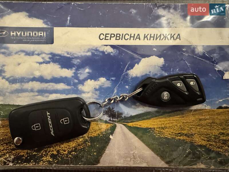 Седан Hyundai Accent 2012 в Киеве