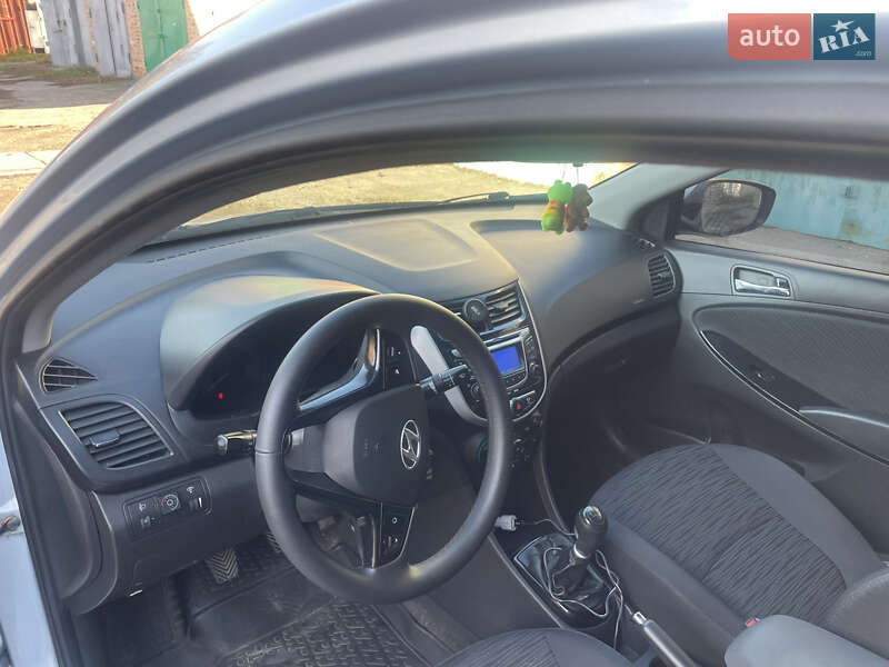 Седан Hyundai Accent 2011 в Білій Церкві фото 8 Седан Hyundai Accent 2011 в Білій Церкві