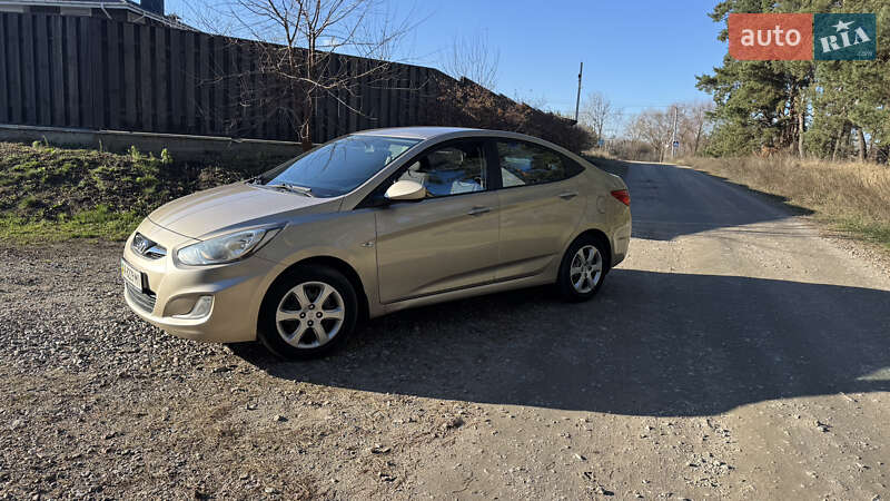 Седан Hyundai Accent 2012 в Василькове