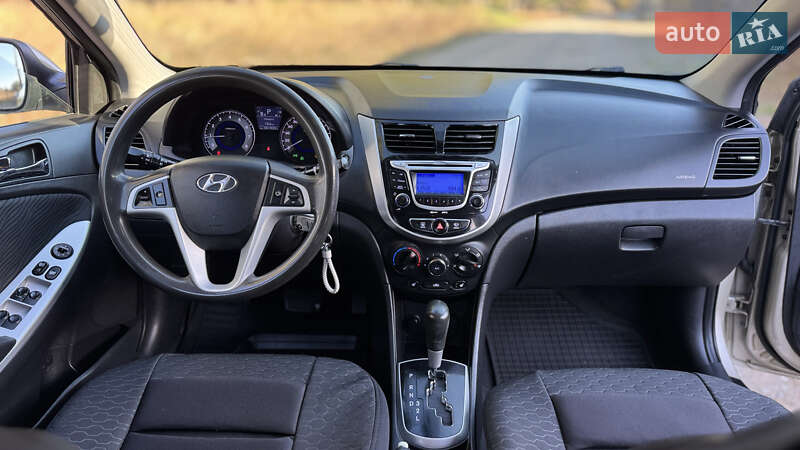 Седан Hyundai Accent 2012 в Василькове