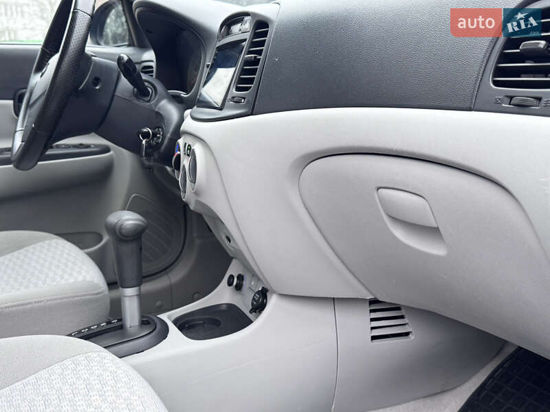 Седан Hyundai Accent 2008 в Одессе