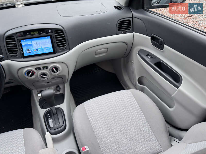 Седан Hyundai Accent 2008 в Одессе