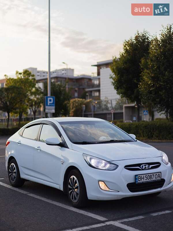Седан Hyundai Accent 2013 в Белгороде-Днестровском фото Седан Hyundai Accent 2013 в Белгороде-Днестровском