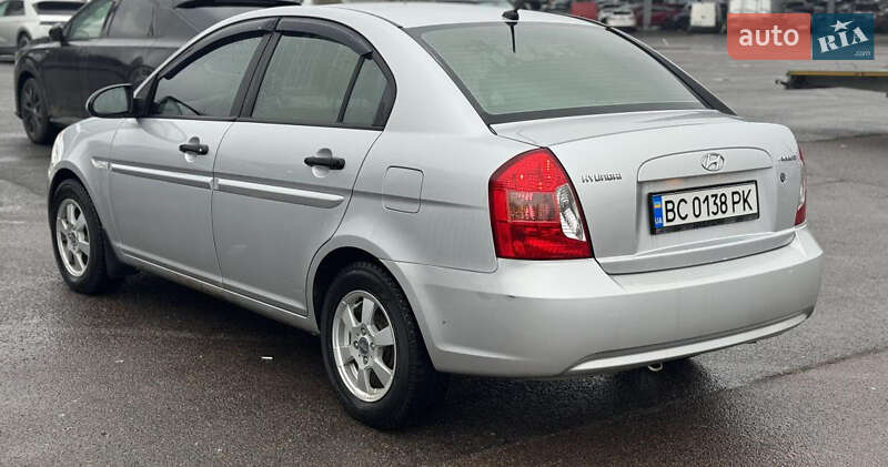 Седан Hyundai Accent 2008 в Львове
