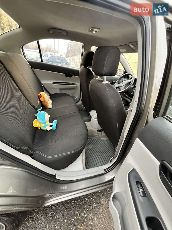 Седан Hyundai Accent 2008 в Харькове