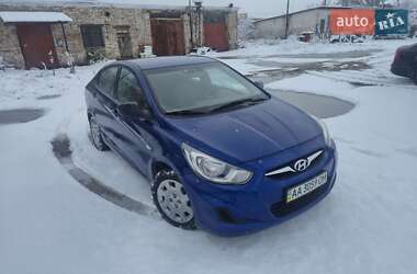Седан Hyundai Accent 2011 в Нововолинську