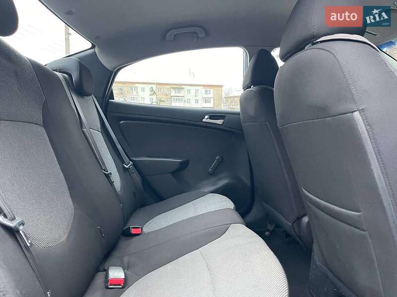 Седан Hyundai Accent 2011 в Николаеве