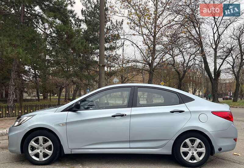Седан Hyundai Accent 2011 в Николаеве