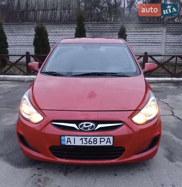Хэтчбек Hyundai Accent 2012 в Житомире
