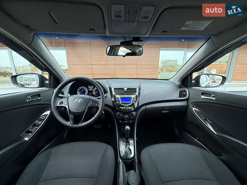 Седан Hyundai Accent 2012 в Киеве