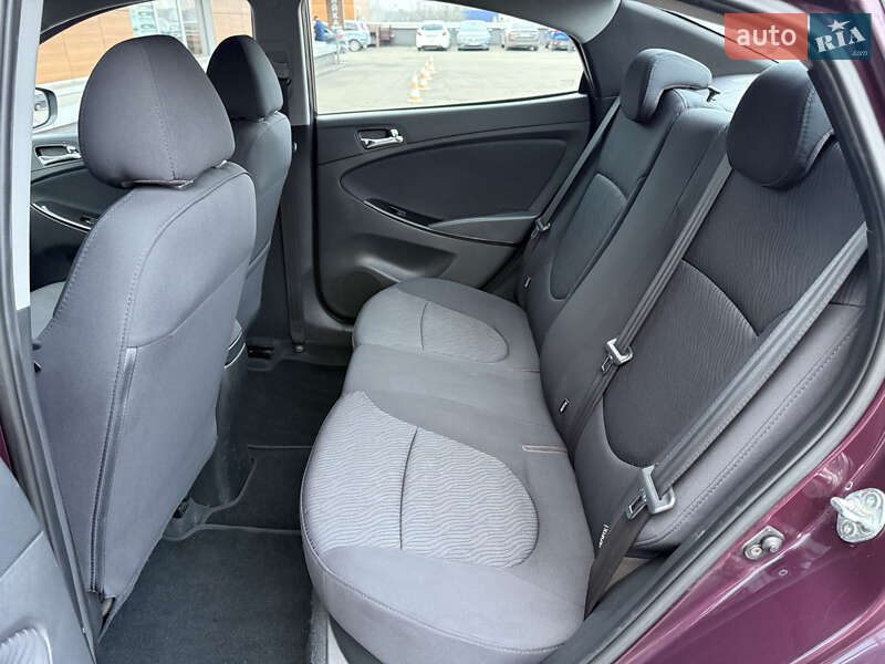 Седан Hyundai Accent 2012 в Киеве