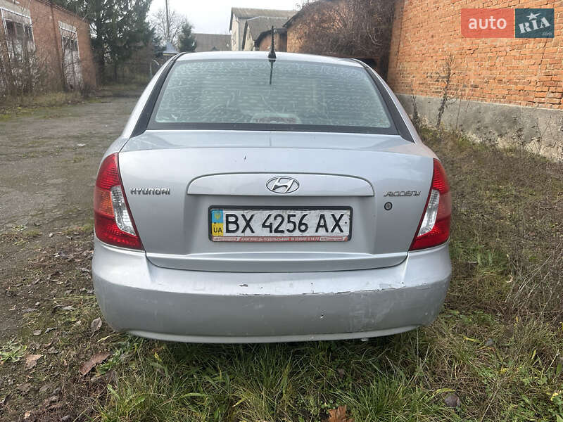 Hyundai Accent 2008