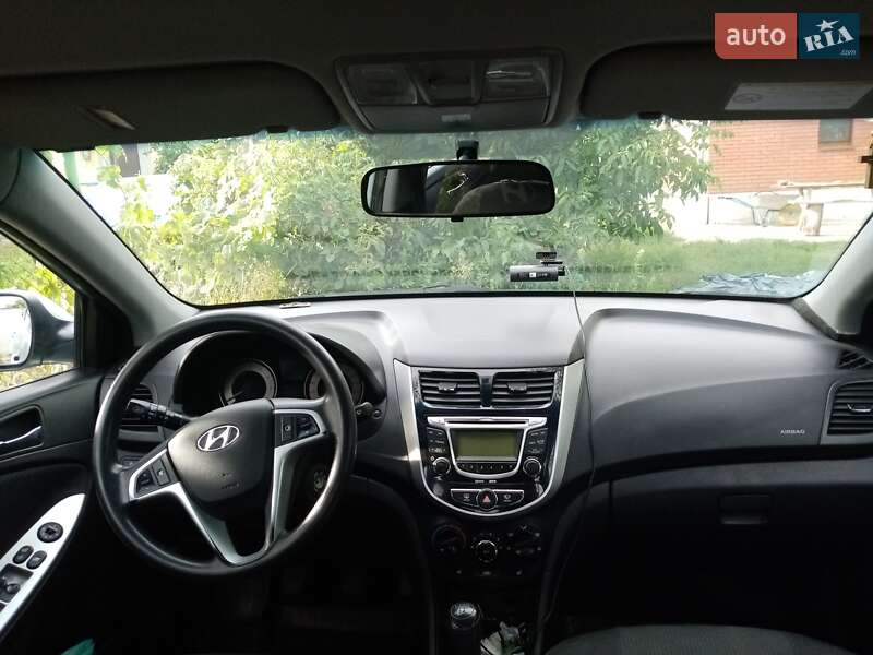 Седан Hyundai Accent 2012 в Запоріжжі