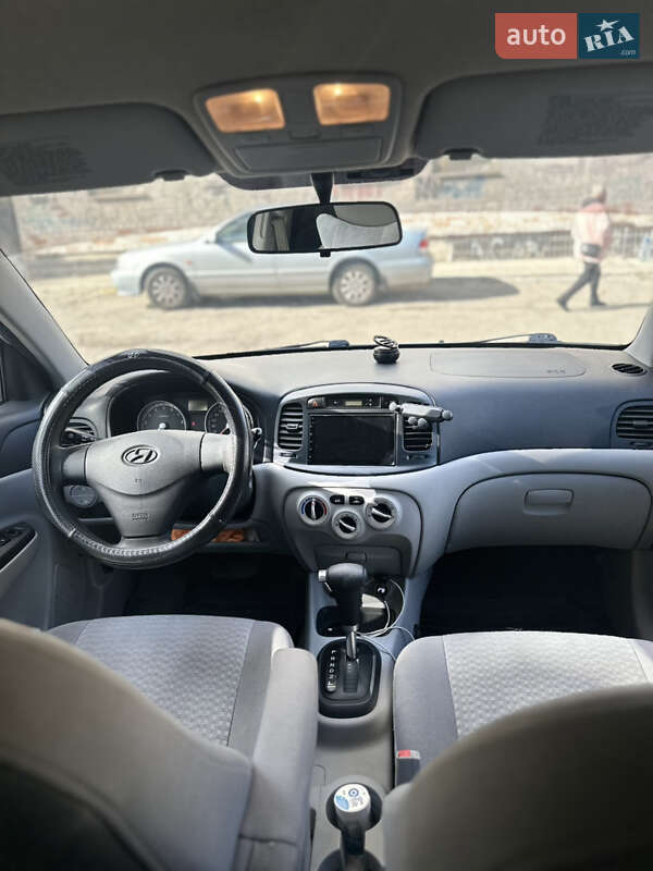 Седан Hyundai Accent 2008 в Дніпрі