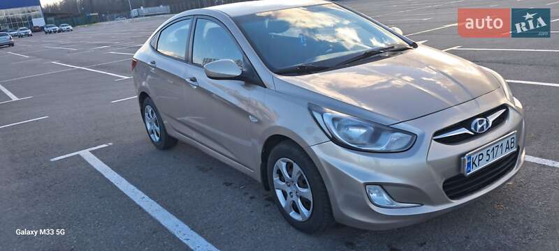 Седан Hyundai Accent 2012 в Запоріжжі