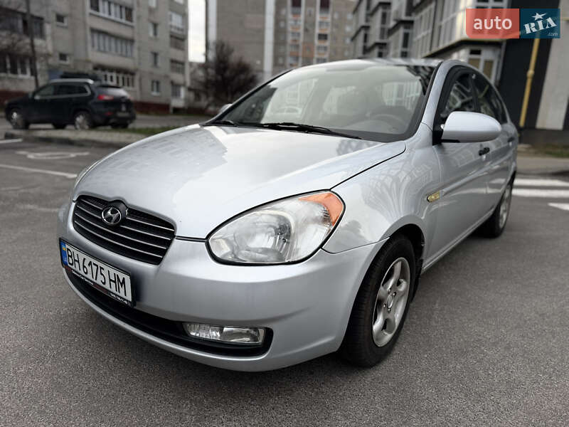 Седан Hyundai Accent 2008 в Чернигове