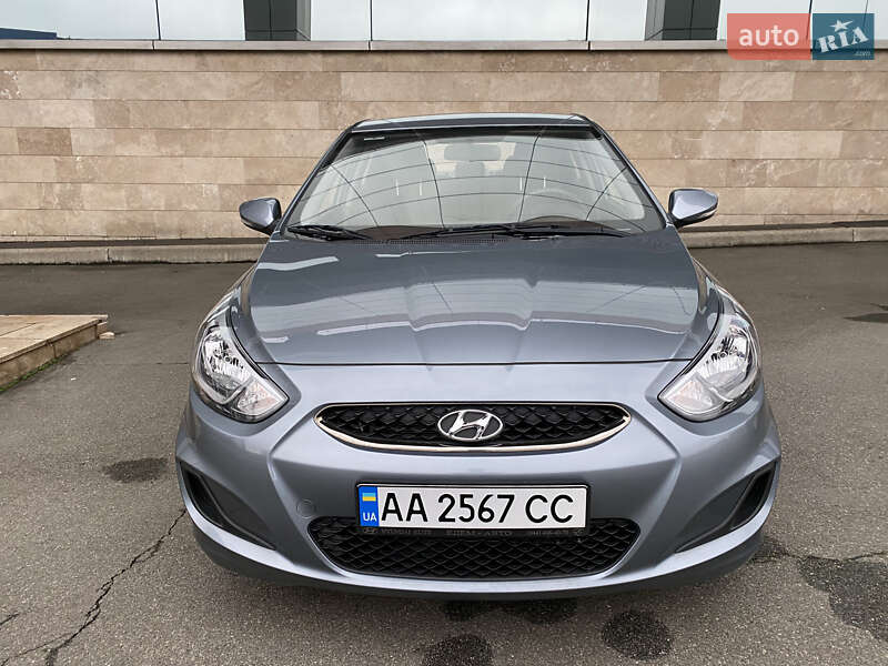 Седан Hyundai Accent 2019 в Києві