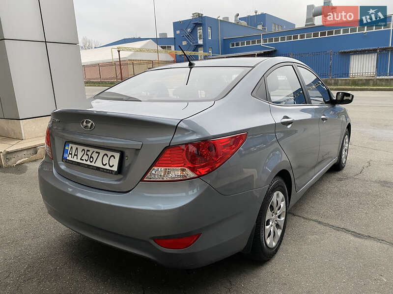 Седан Hyundai Accent 2019 в Києві