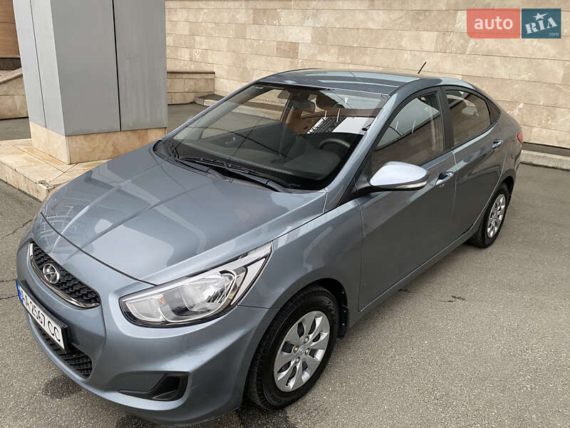 Седан Hyundai Accent 2019 в Києві