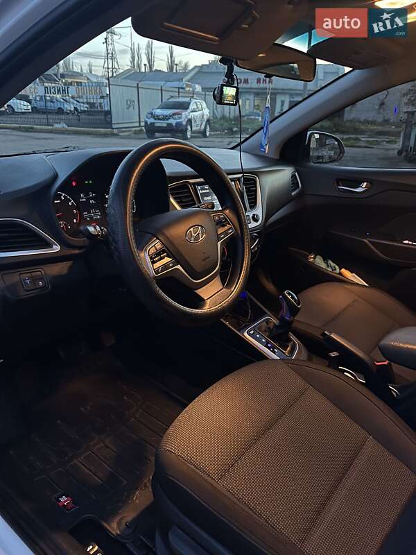 Седан Hyundai Accent 2020 в Николаеве