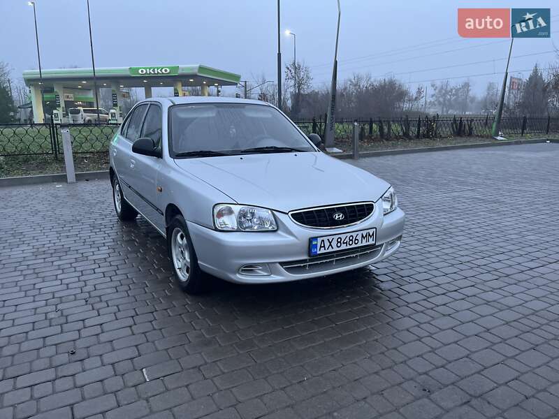 Седан Hyundai Accent 2002 в Харкові