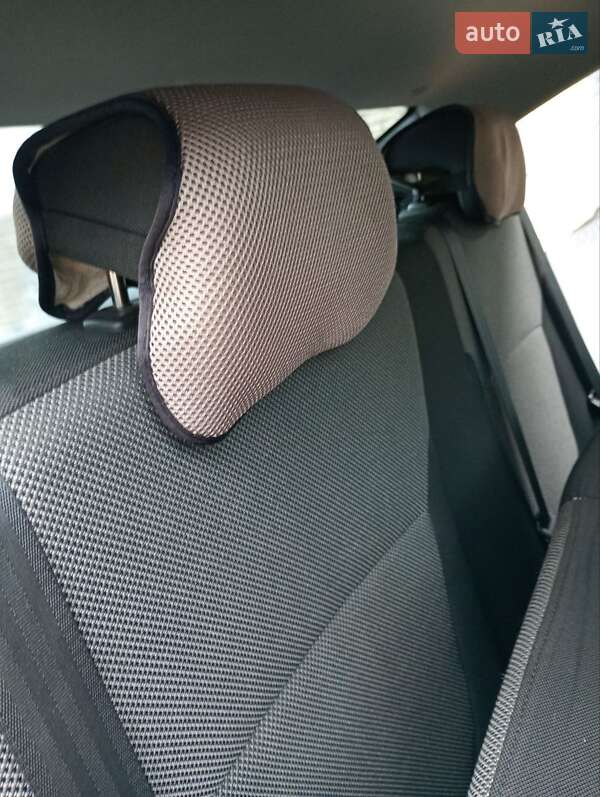 Седан Hyundai Accent 2011 в Шостке