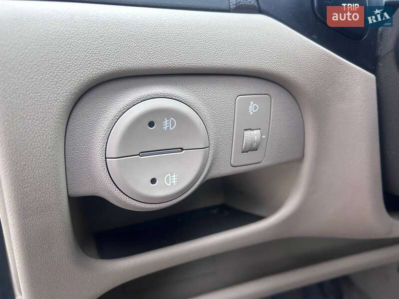 Седан Hyundai Accent 2008 в Києві фото 16 Седан Hyundai Accent 2008 в Києві