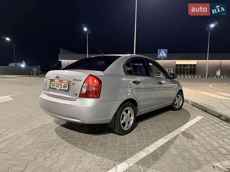 Хетчбек Hyundai Accent 2008 в Мукачевому