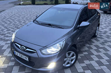 Седан Hyundai Accent 2011 в Нежине