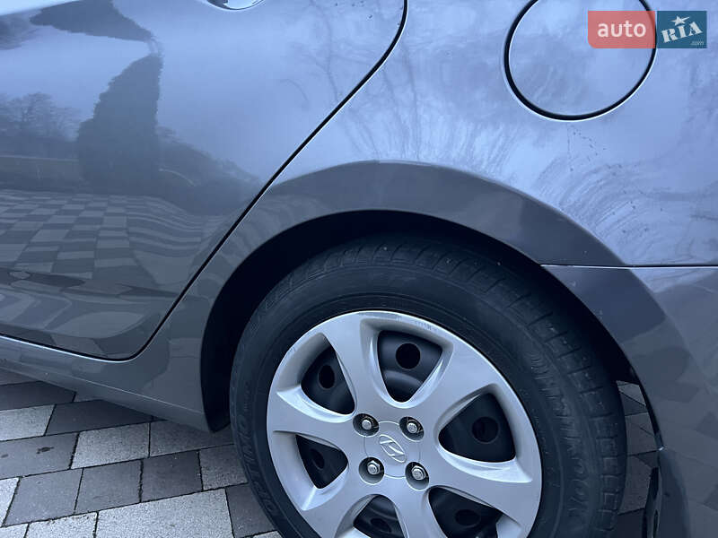 Седан Hyundai Accent 2011 в Ніжині фото 29 Седан Hyundai Accent 2011 в Ніжині