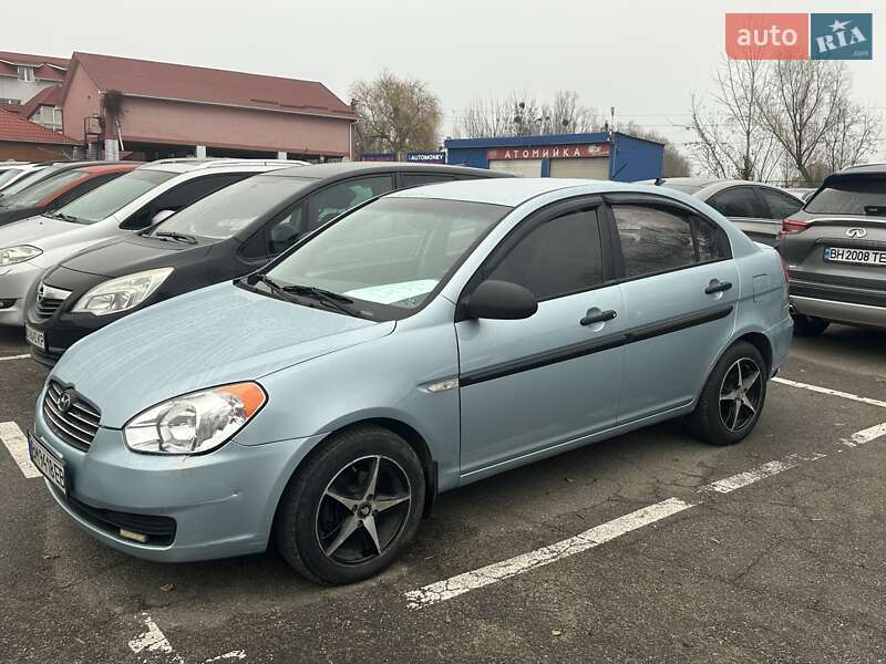 Hyundai Accent 2009