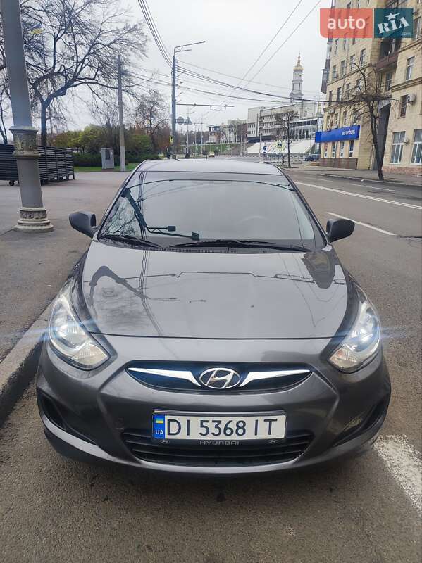 Седан Hyundai Accent 2013 в Харькове