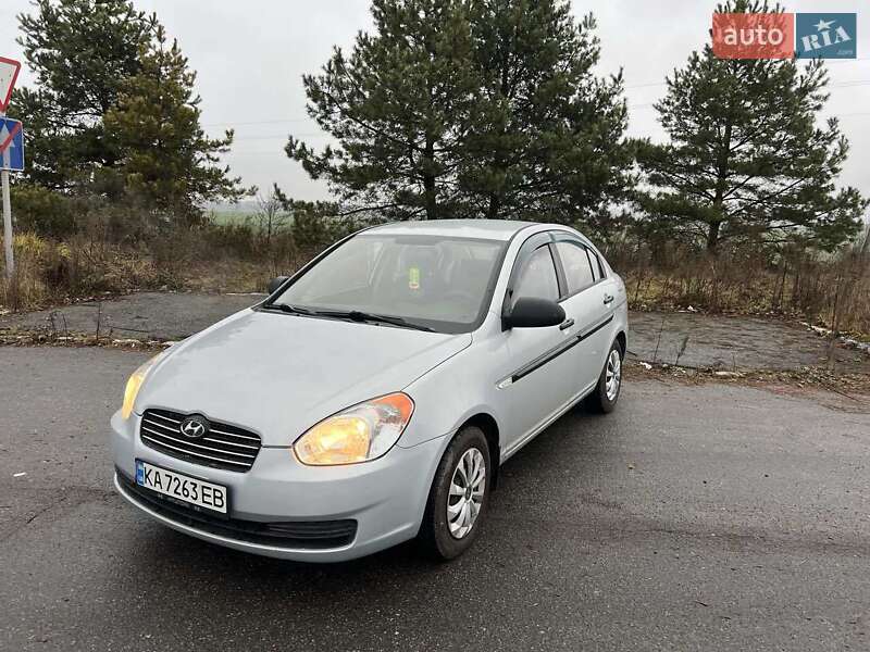 Hyundai Accent 2009