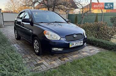 Седан Hyundai Accent 2008 в Виноградові
