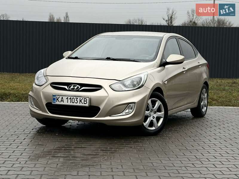Hyundai Accent 2011 Hyundai Accent 2011