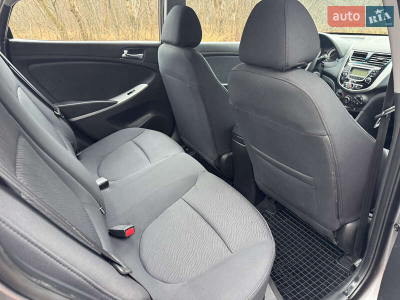 Седан Hyundai Accent 2011 в Харькове