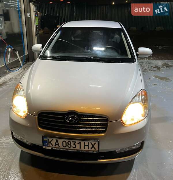 Седан Hyundai Accent 2008 в Києві