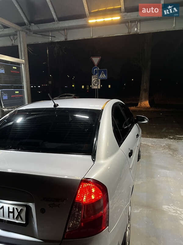 Седан Hyundai Accent 2008 в Києві