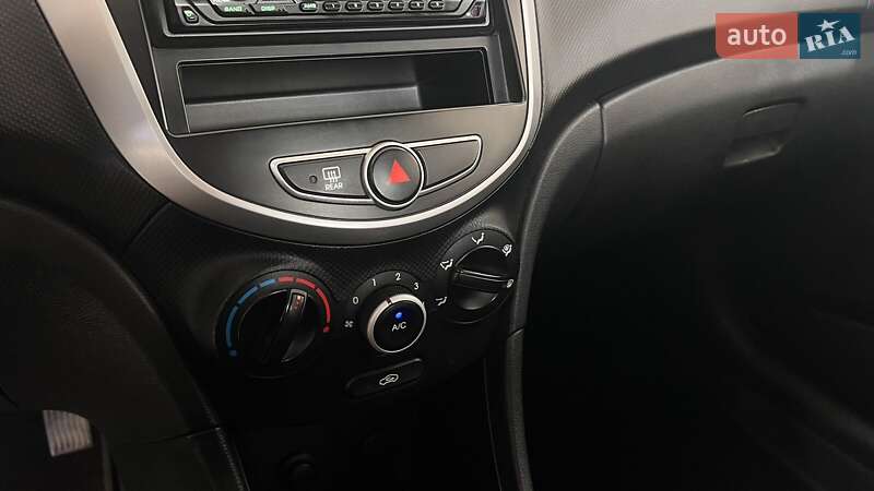 Седан Hyundai Accent 2012 в Ужгороде фото 13 Седан Hyundai Accent 2012 в Ужгороде